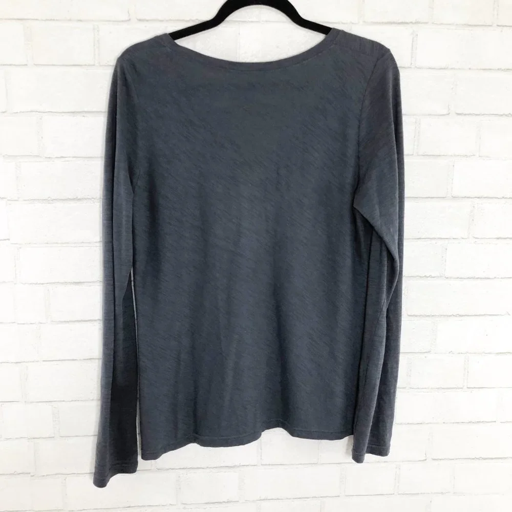 Patagonia Gray Blue Long Sleeve V-Neck Tee Shirt Women's Size Medium - Picture 2 of 4